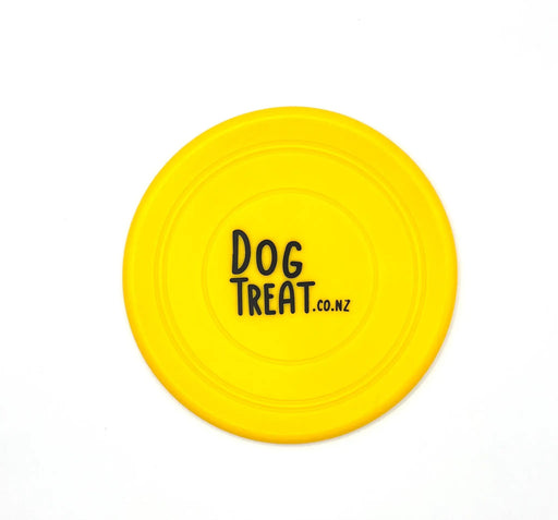 Frisbee by DogTreatNZ