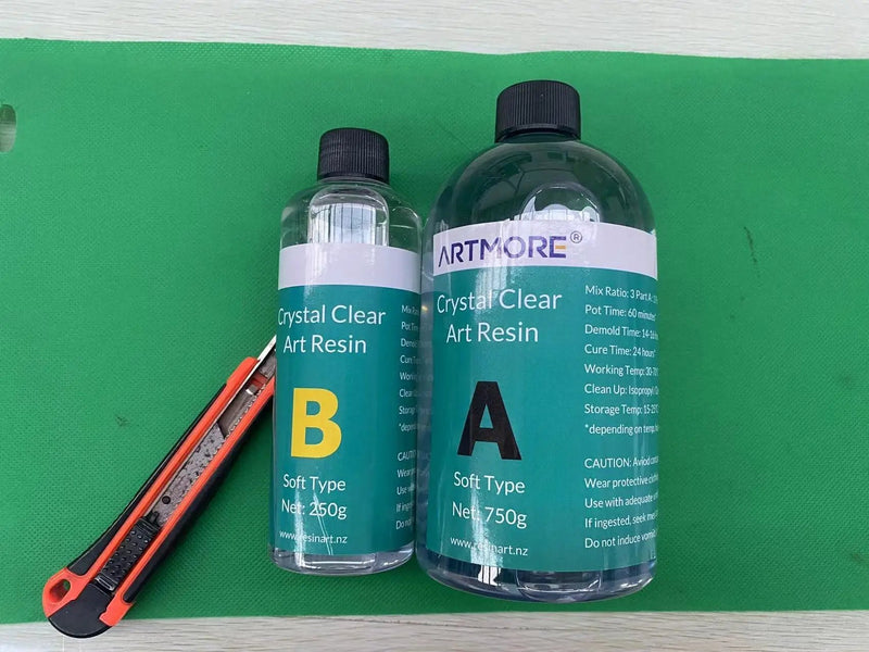 Crystal Clear Art Epoxy Resin - 3 : 1 by Weight 1kg Kit - Soft Type by Resin Art NZ