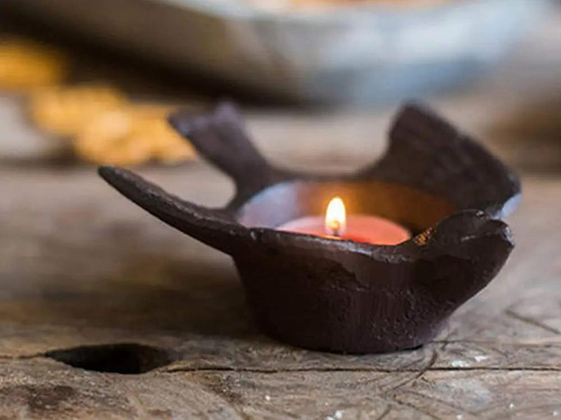 Cast Iron Retro Birds Candle Holder (Set of 2) by Loveliving