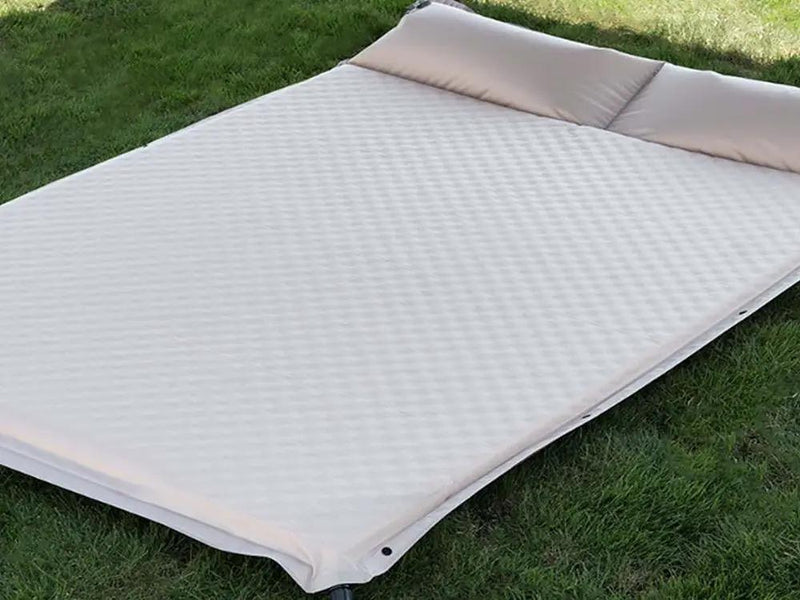 Automatically inflate Camping Sleeping Pad by Loveliving