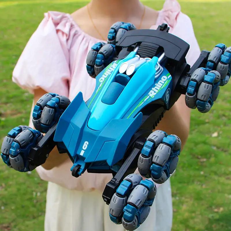 8 Wheels RC Stunt 2.4GHz Drift Car Spray & Light 360° Flips Rotating Swivel Arm by dealonline.co.nz