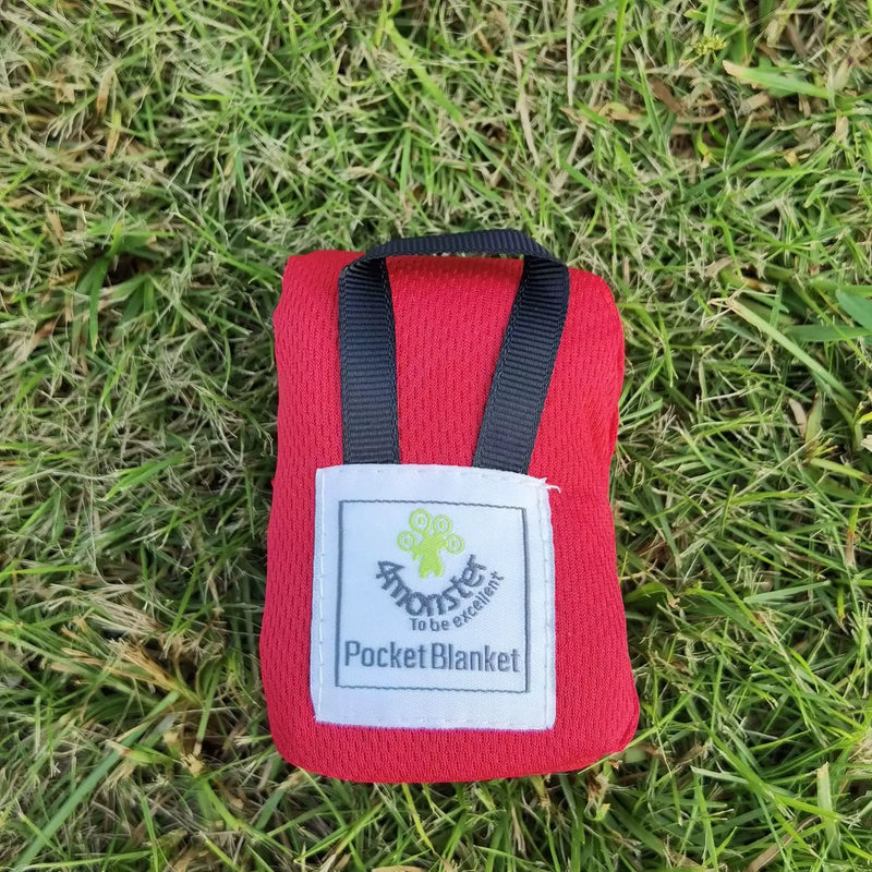 Mini Pocket Picnic Blanket – Lightweight & Waterproof SFJJ4011 by ECOTREK