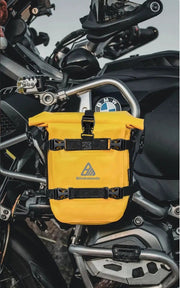 ECOTREK Motorcycle Crash Bar Bags Motorcycle Waterproof PVC Crash Bar Bag – 5–8L Roll-Top Adventure Storage Pouch BQF1125 Motorcycle Waterproof PVC Crash Bar Bag – 5–8L Roll-Top Adventure Storage Pouch BQF1125