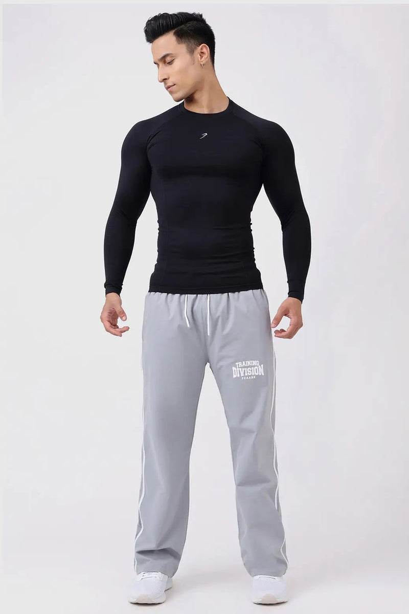 Power Seamless Fullsleeves T-shirt Black by Fuaark Nz
