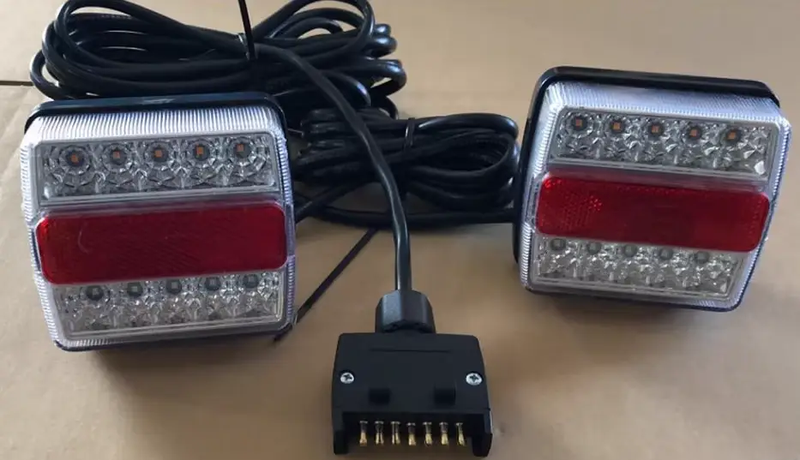 Magnetic LED Trailer Towing Light Kit by salelink.co.nz
