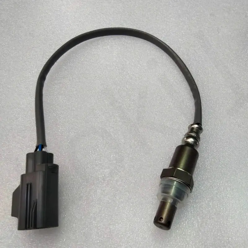New oxygen sensor front right OE: MN158670 for Mitsubishi Pajero 3.5L, 3.8L by JBH AUTO PARTS
