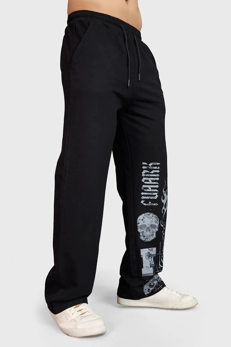 Skull Straight Tracks Black by Fuaark Nz