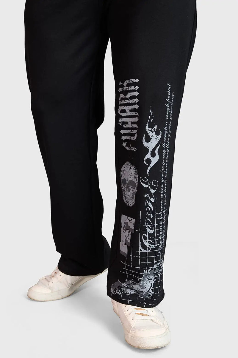 Skull Straight Tracks Black by Fuaark Nz
