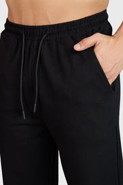 Skull Straight Tracks Black by Fuaark Nz