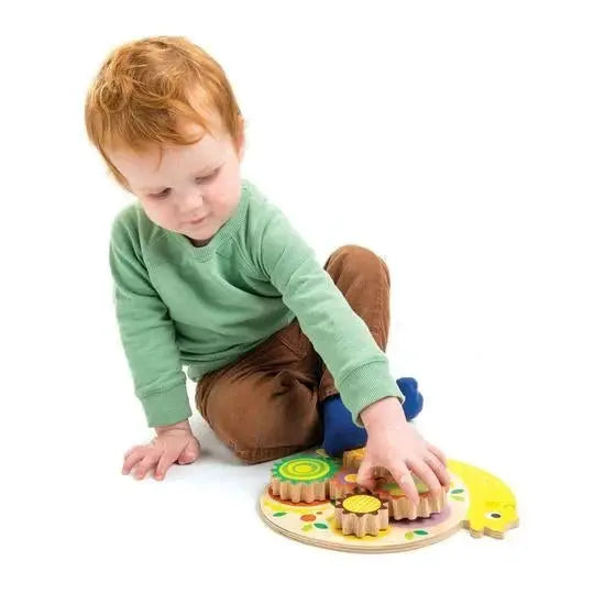 Snail Whirls Wooden Gear Puzzle - Tender Leaf Toys | Wooden Toy NZ by Curious Moonbeam