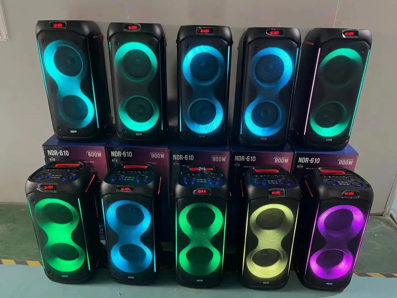 Kiwi Grab Kiwi Grab Bluetooth party speaker with microphone 2 x 6.5″ bass Partybox 610 Bluetooth party speaker with microphone 2 x 6.5″ bass Partybox 610