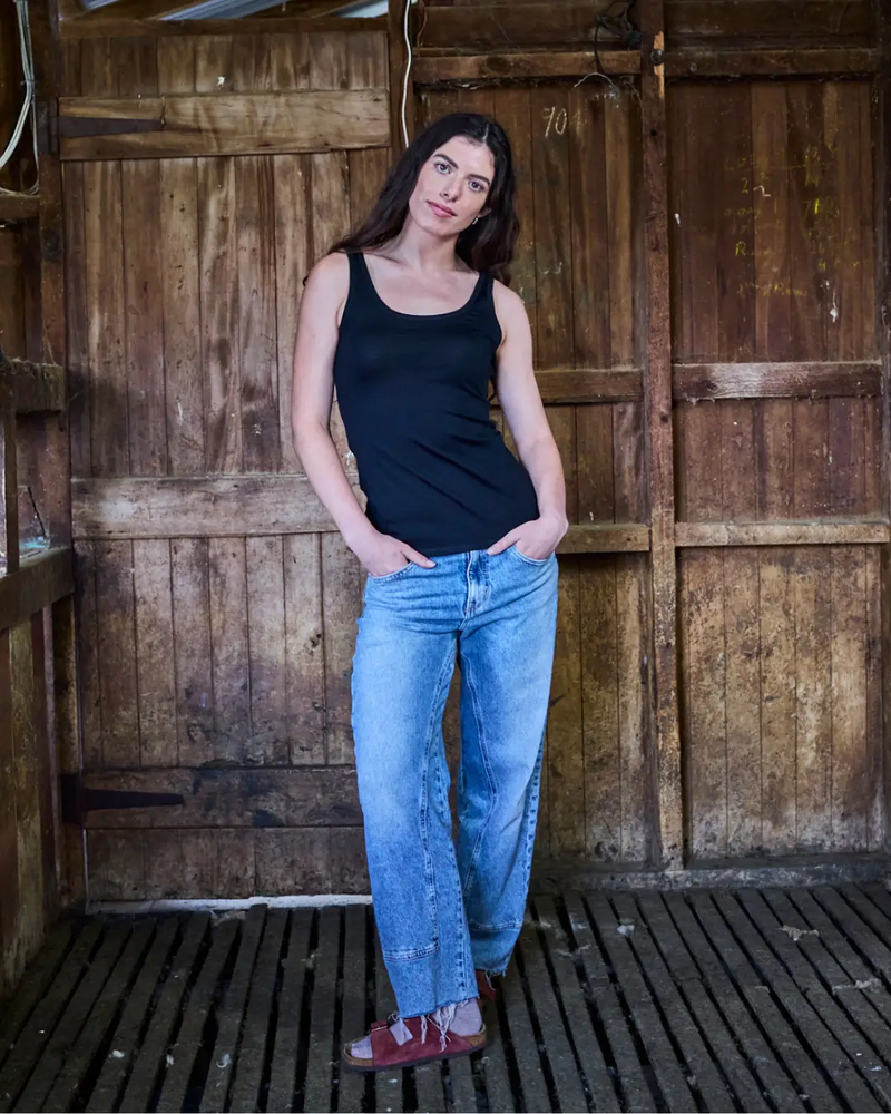 Women's Scoop Neck Tank Top - 100% Merino Wool, Black by Merino 365 NZ