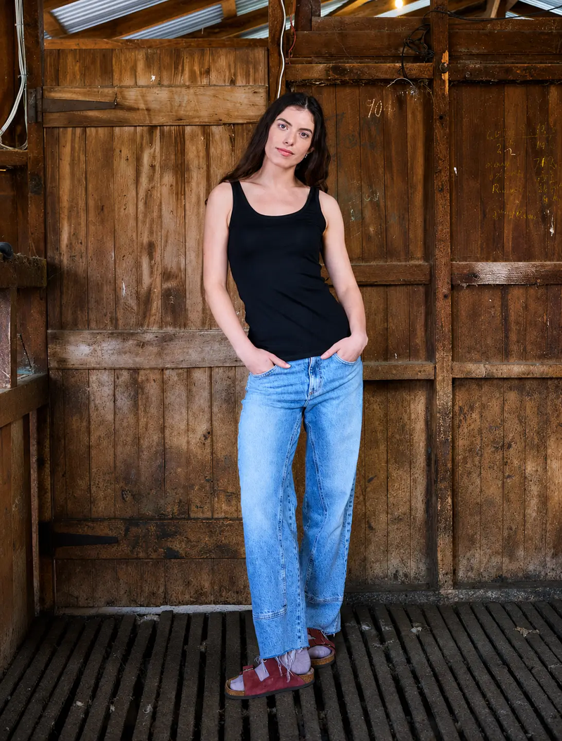 Women's Scoop Neck Tank Top - 100% Merino Wool, Black by Merino 365 NZ