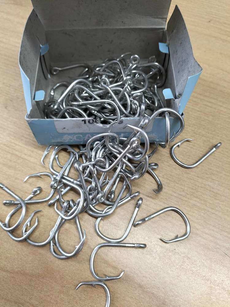 Action Outdoors Long Line Hooks Longline Hooks 20202R - Galvanised X 100 Hooks