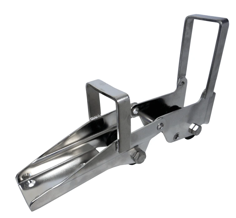 Hinged Bow Roller With Yoke made of 304 Inox stainless steel, featuring a low-profile design.