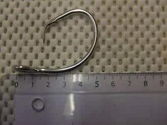 SS 14/0 Tuna Circle Hook Price each displayed next to a ruler for size comparison.