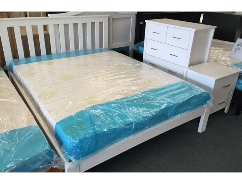 Classic Double Bed White by BroDeals