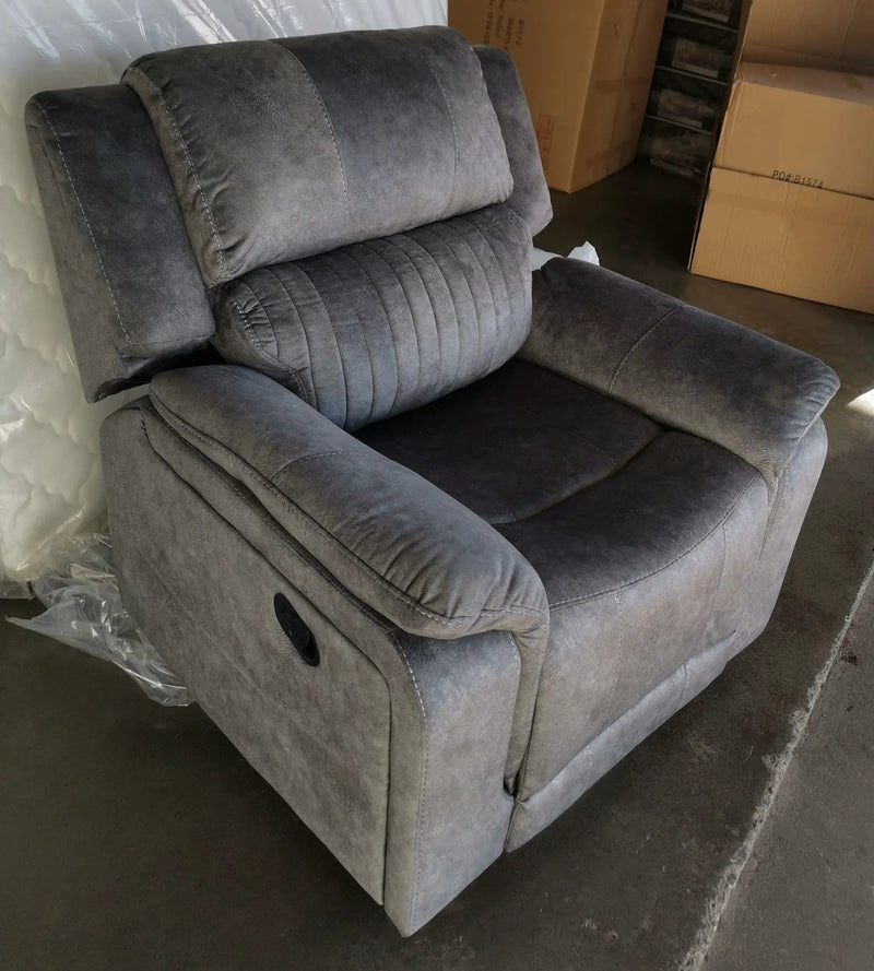 Washington Recliner Lounge Suite by BroDeals