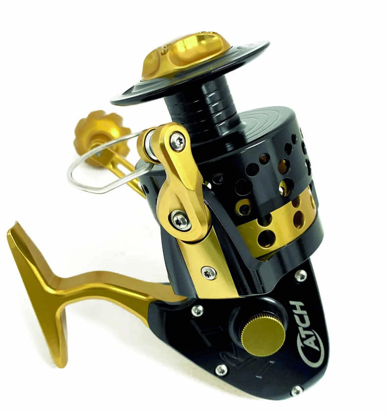 Catch IRT800DD Spinning Reel Black and Gold showcasing its durable design and heavy-duty features for fishing.