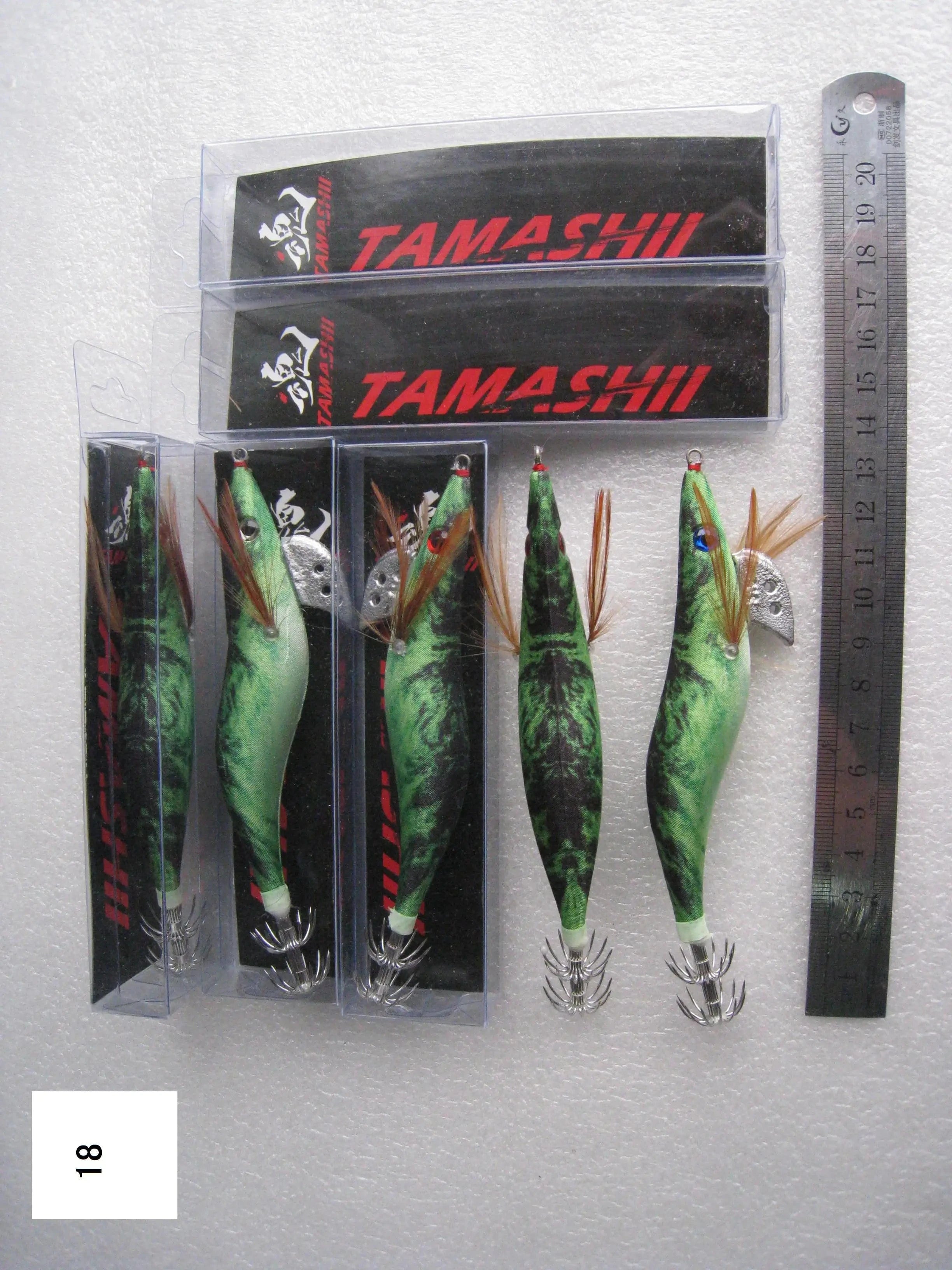 China China 18 / 2.5 20pcs 3.5#   squid jigs  (13.5cm  20g)squid hook fishing lure ,jig bait, wood shrimp.fishingtackle .