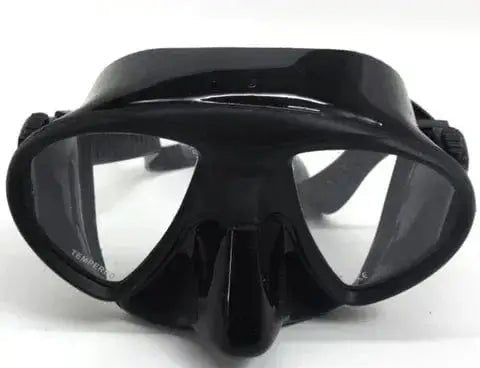 Dive Mask M219 Black Low Volume Silicon with tempered glass lens and silicone skirt for underwater comfort.