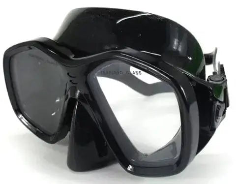 Dive Mask M276 Freediver Black Silicon with tempered glass lens and silicone skirt for underwater comfort.