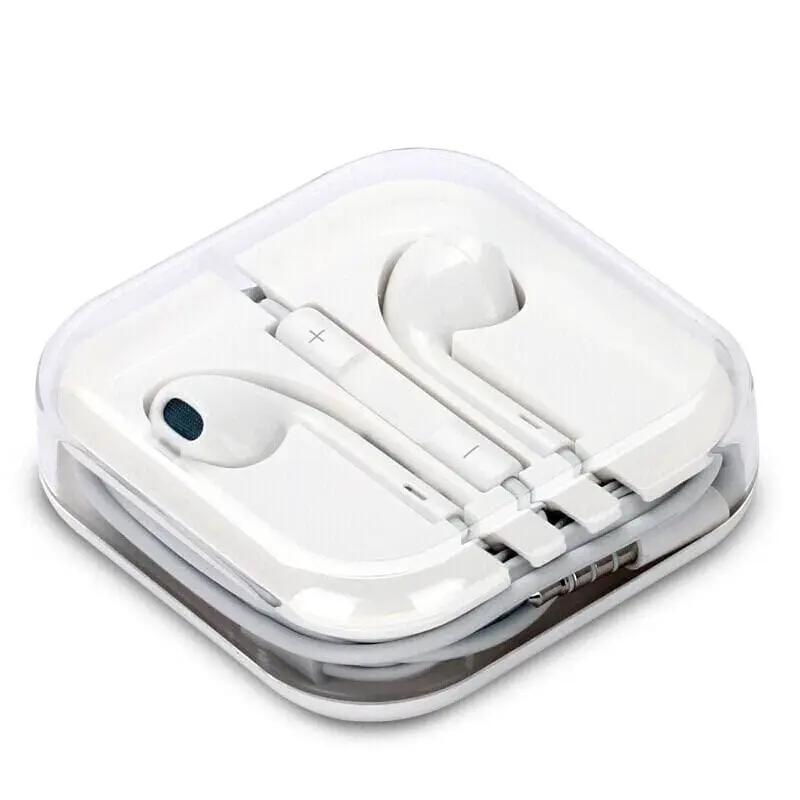 Earphones (with carry case) by 9eight5