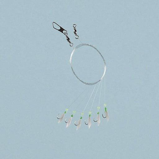 Sabiki Micro Skin size 14 Hook showing six sharp hooks and tiny fish imitations, perfect for bait fishing.