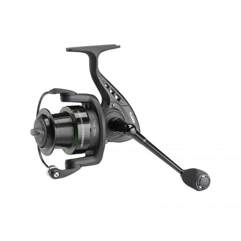 Reel Spinning Maxximus Blackwater 50 showcasing 9 + 1 ball bearings and tapered spool design.
