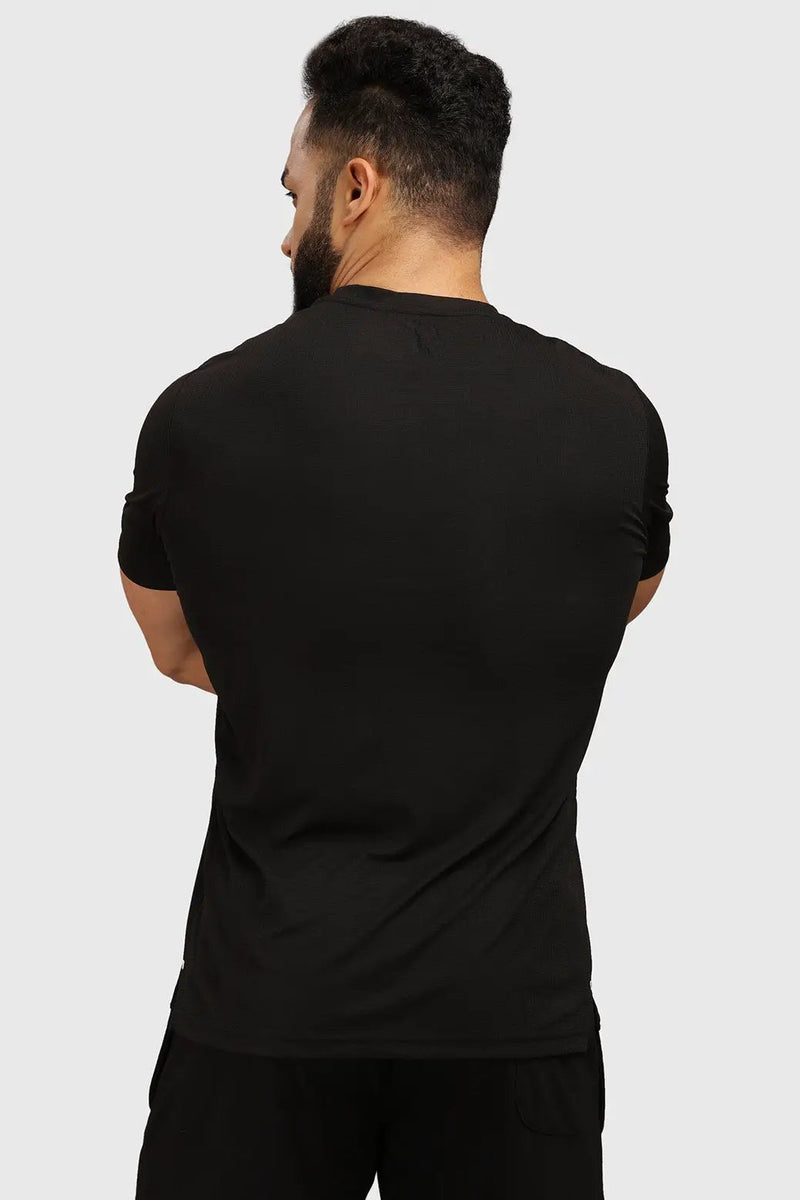 Checks Regular T-shirt Black by Fuaark Nz