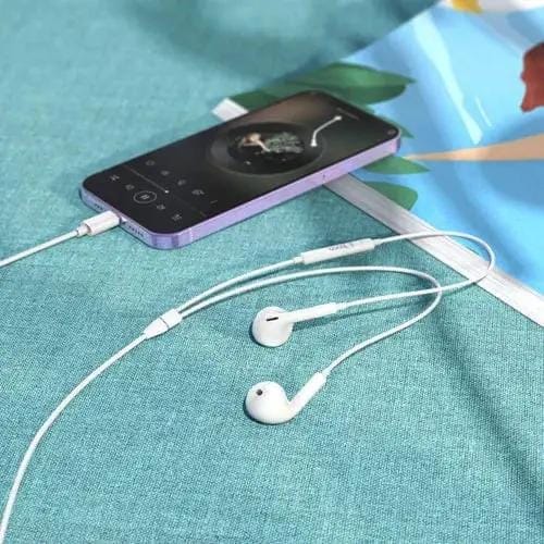 BroDeals Earphone Wired Lightning Earphone w/ Plug-And-Play (No Need Bluetooth) Wired Lightning Earphone w/ Plug-And-Play (No Need Bluetooth)