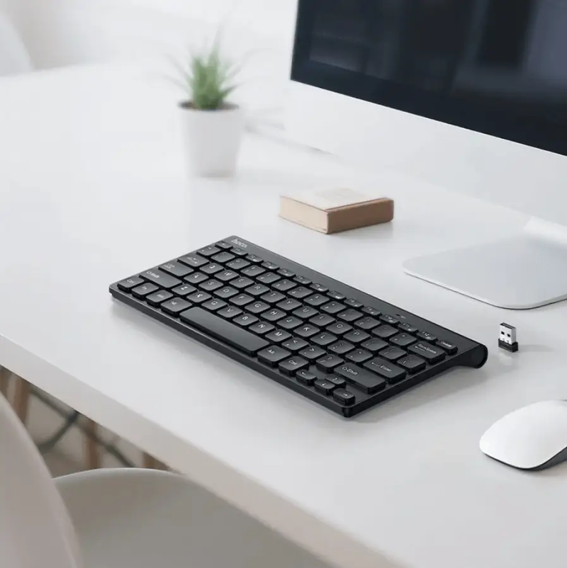 Wireless Mini Keyboard With USB Nano Receiver (GM70) by techplus
