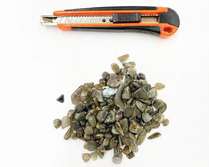 Gemstones Nature Mixed Stones For River Table And Resin Artists, 9-14mm 100g - 02 by Resin Art NZ