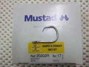 Mustad #17R  x 100pc - Mustad 20202 17R Tainawa snapper hook in box of 100, showcasing durability and quality.