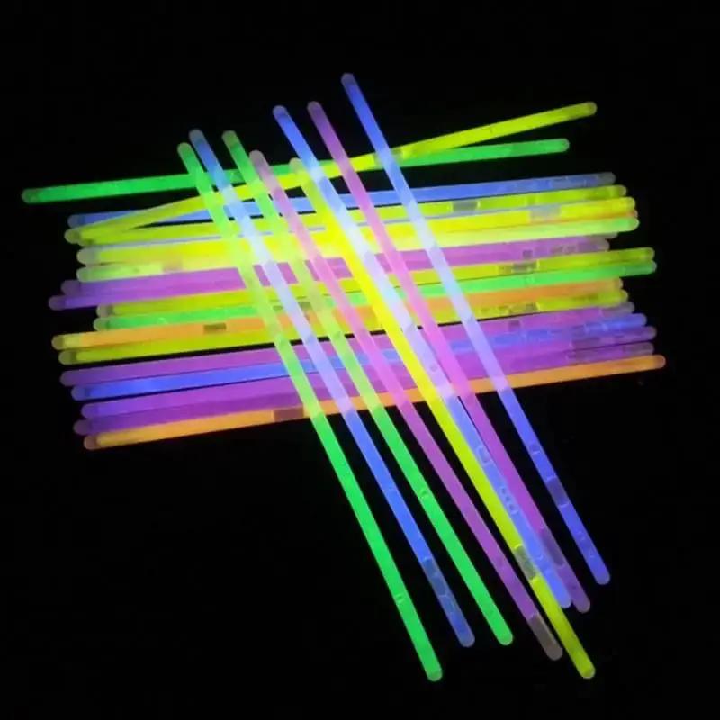 Glow Sticks (Pack of 20) by 9eight5