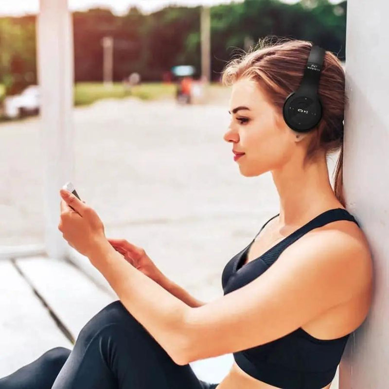 P47 Wireless Headphones with Mic by 9eight5
