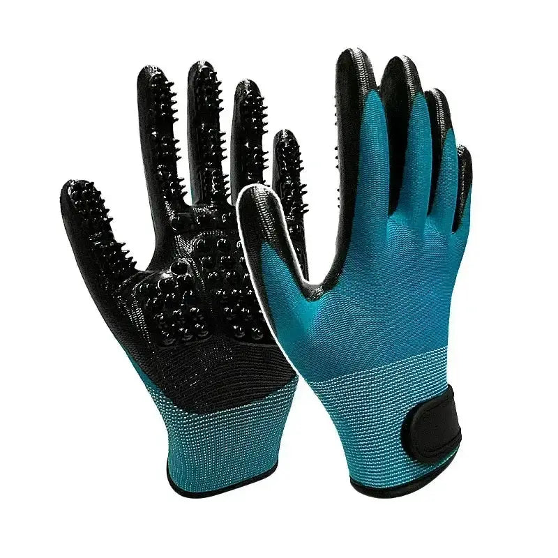 Pair of Pet Bath Gloves by Habicare