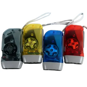 Hand-Crank Self-Powered LED Flashlight by Habicare