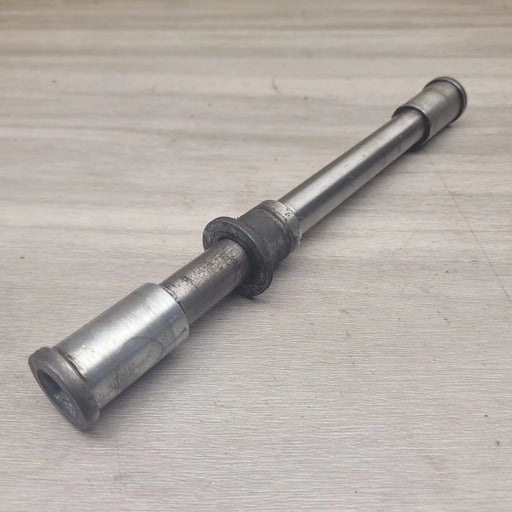 ZZR250 Front axle by Motor Morgue
