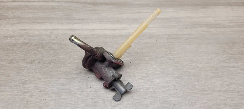 GSF250V Fuel pump/tap by Motor Morgue