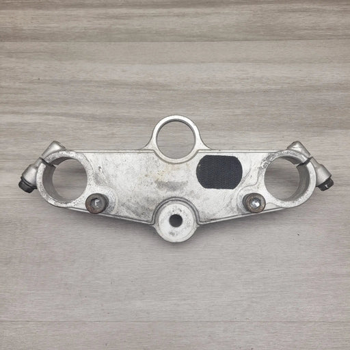 GSX250 Invader Top clamp by Motor Morgue