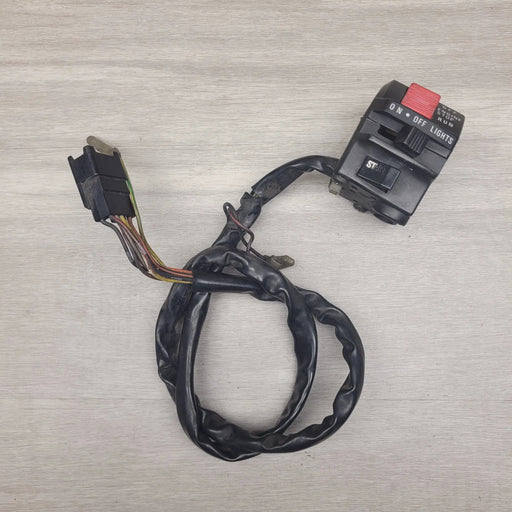 GSX250 Invader right switch block by Motor Morgue