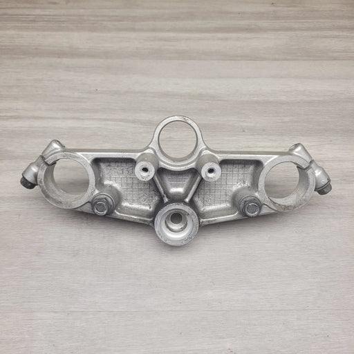 GSX250 Invader Top clamp by Motor Morgue
