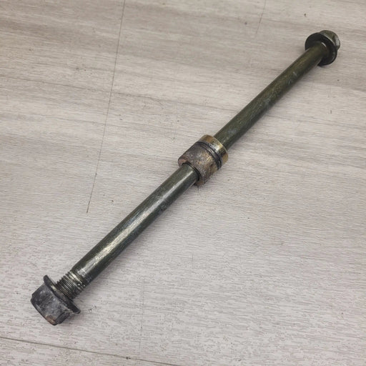 GTA50 Front Axle and Spacer by Motor Morgue