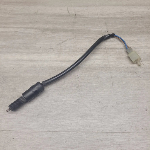 ZZR250 Rear brake switch by Motor Morgue
