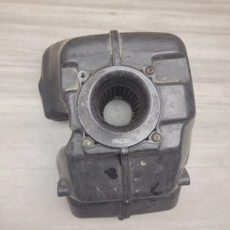 GSF250 Bandit (GJ74A) air box by Motor Morgue