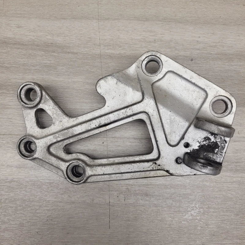 EX250F Right Riders peg mount by Motor Morgue
