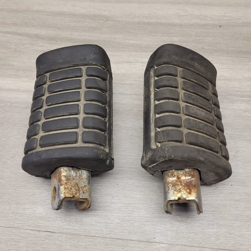 VF500C Magna Foot pegs by Motor Morgue