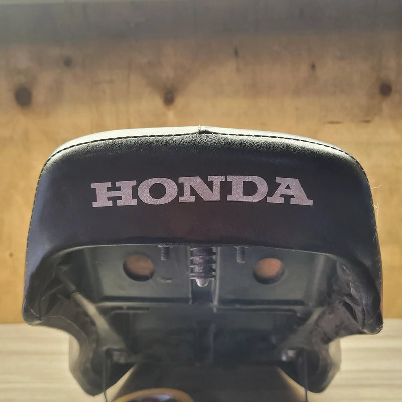 VF500C Magna Seat by Motor Morgue