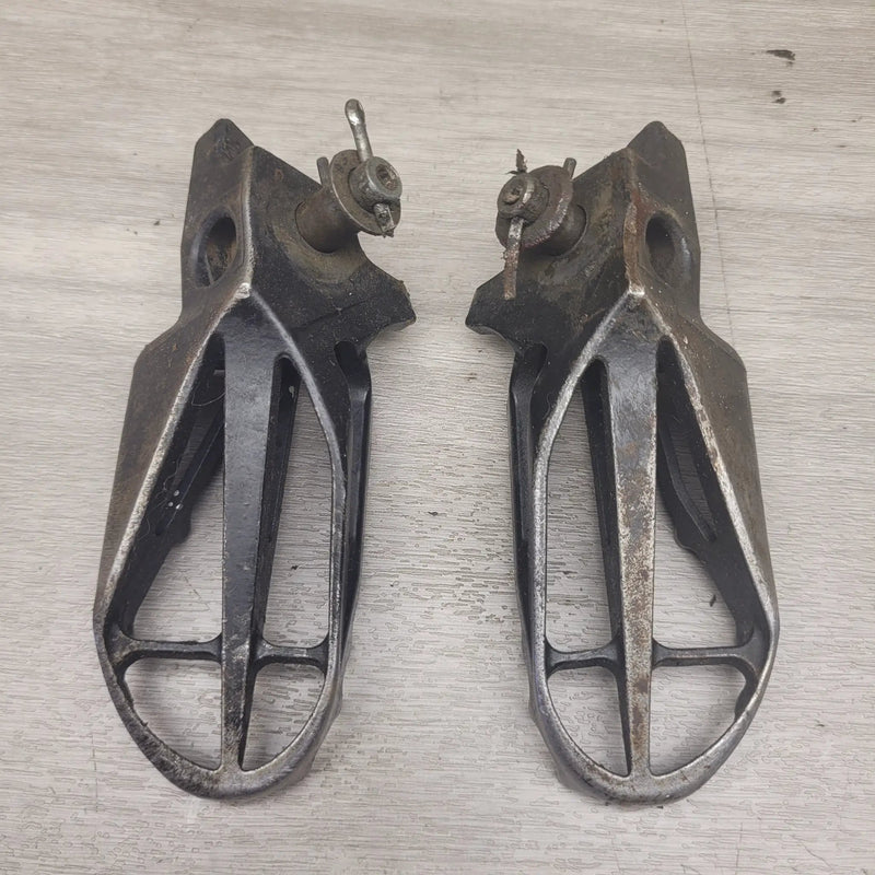 CRF250R 2008 Footpegs by Motor Morgue